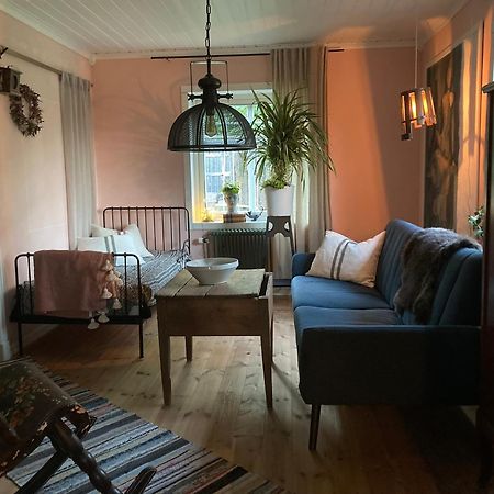 En Oas Naera Birsta Leilighet Sundsvall Eksteriør bilde